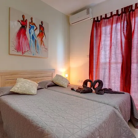 Modern In The Heart Of St Julian's Apartment