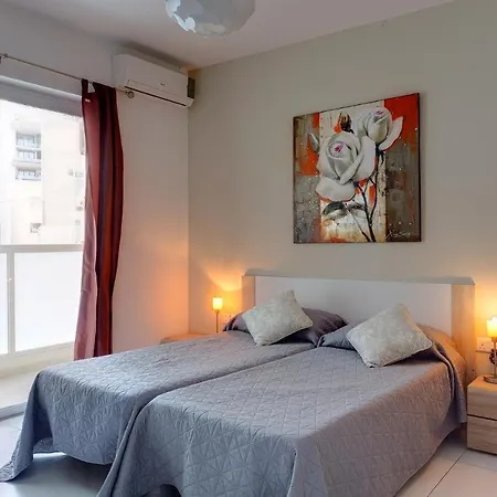 Modern In The Heart Of St Julian's Διαμέρισμα *